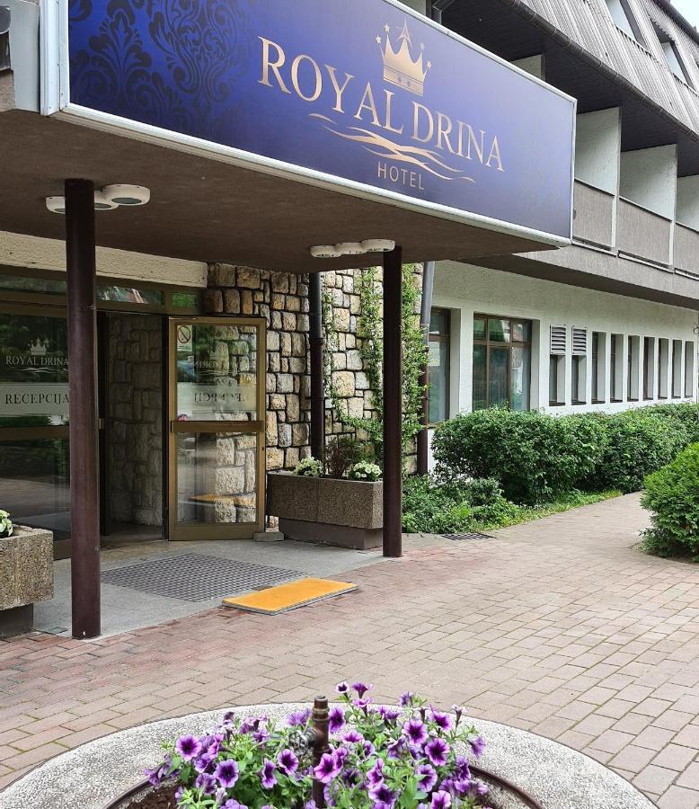 Hotel Royal Drina Mali Zvornik エクステリア 写真